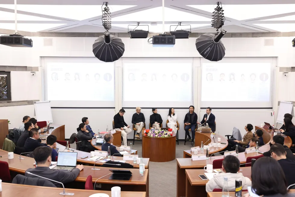 中欧中小企业收并购与传承闭门圆桌会现场。