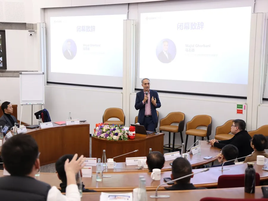 中欧中小企业收并购与传承闭门圆桌会交流现场。